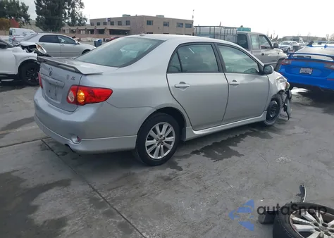 2010 Toyota Corolla S z USA, uszkodzony, nr VIN 1NXBU4EE6AZ285740